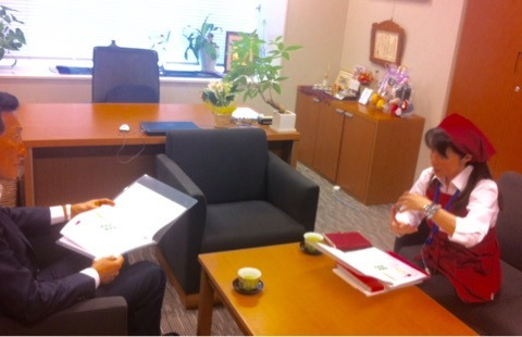 {662C0611-5BE8-4BCE-B1E9-21CF7B21739D}