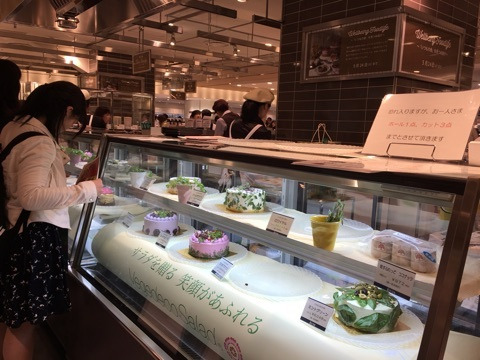 {8574BF6F-0279-4AB3-9D86-FFD29187CD11}